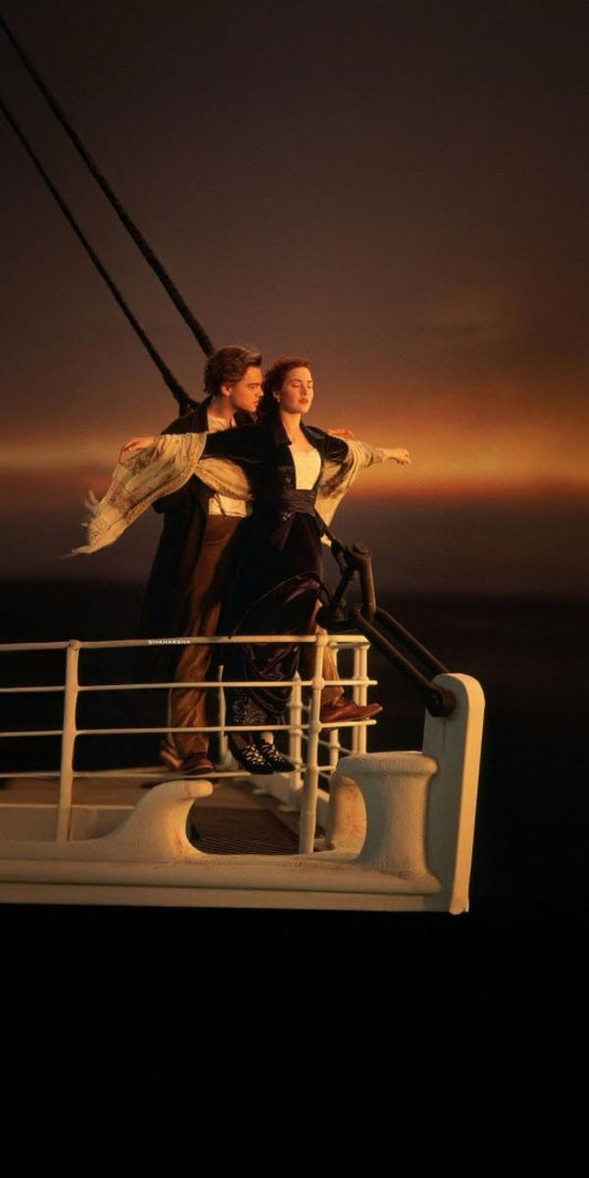 Titanic Pose bookmark